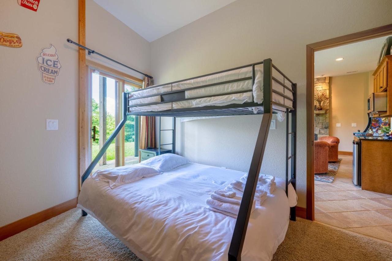 --Mountain Chalet Getaway With Breathtaking View Next To Tail Of Dragon-- Robbinsville Exterior foto